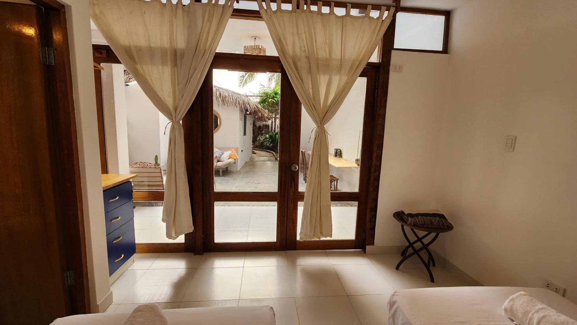 Kinti Guest House Манкора Екстериор снимка
